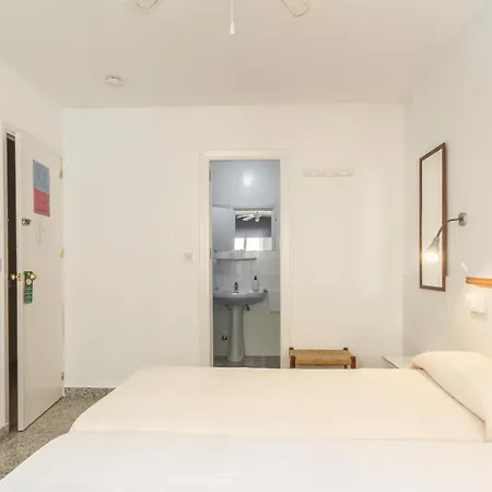 Altamar Guest house 3*